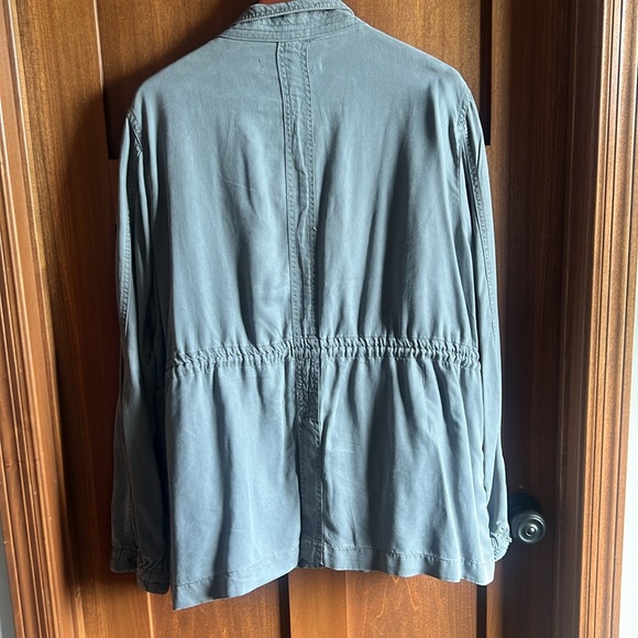 BKE Jacket - Picture 6 of 7